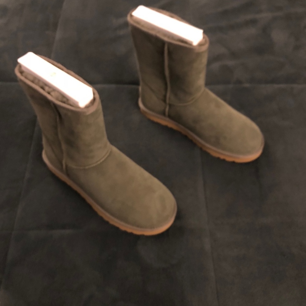 UGG BOOTS - green